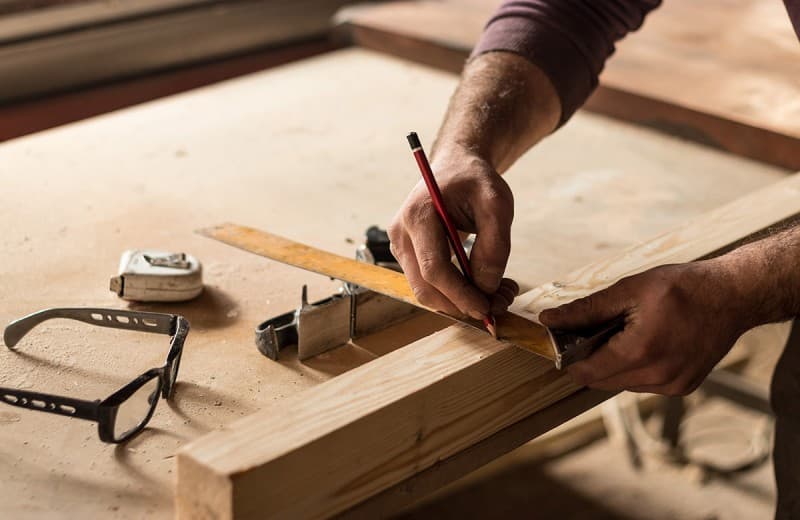 Carve Your Career Path: Crafting a Standout Resume for the Woodworking Industry